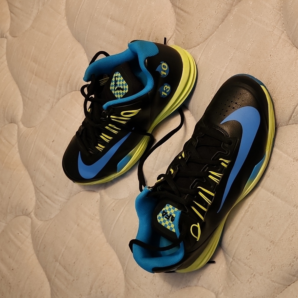 Nike Rafa Nadal tennis shoes